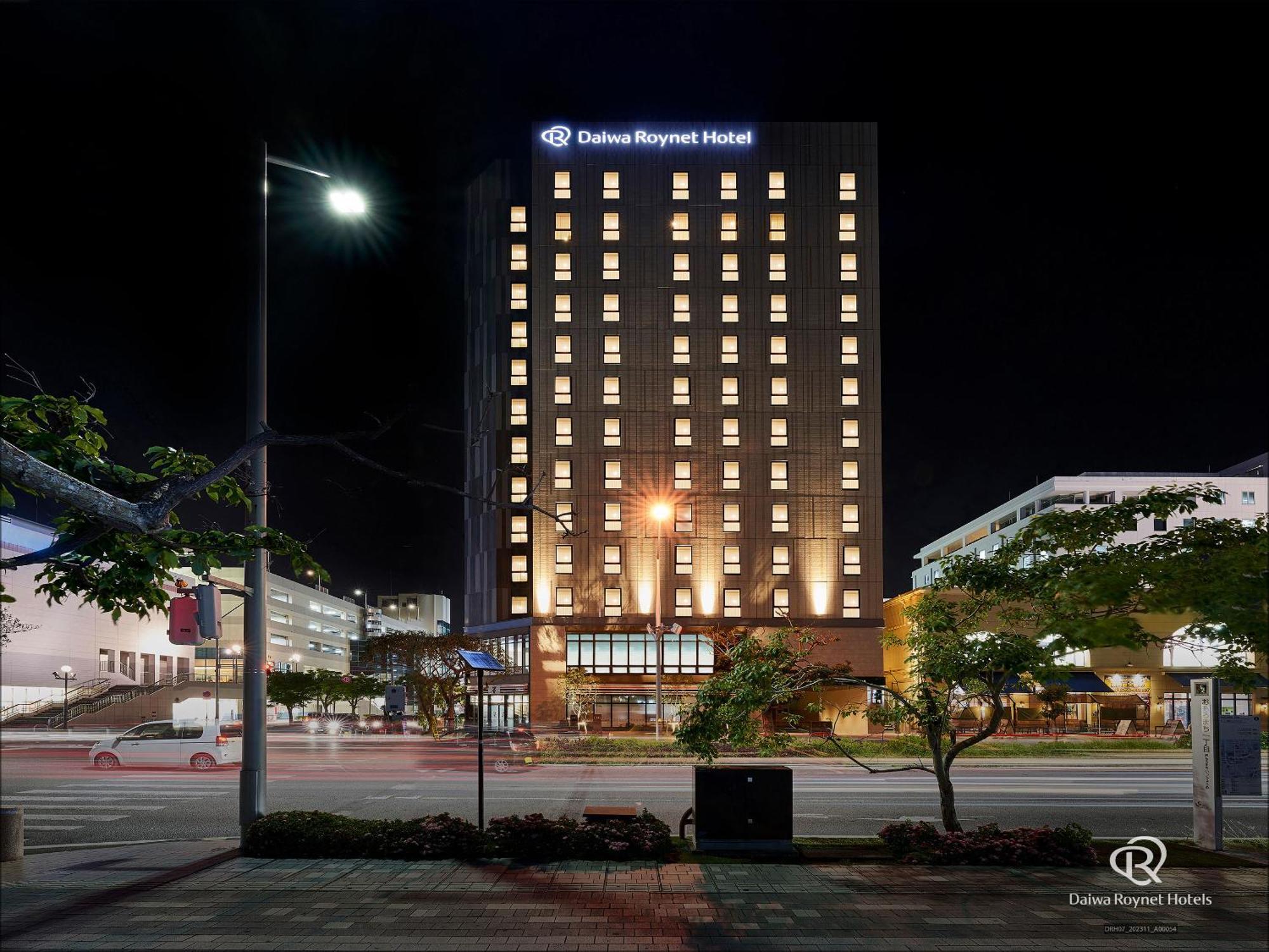 Daiwa Roynet Hotel Naha-Omoromachi Premier Bagian luar foto